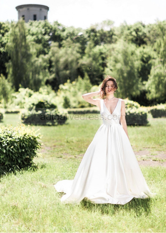 V Neck Ivory Satin Pleated Wedding Dress